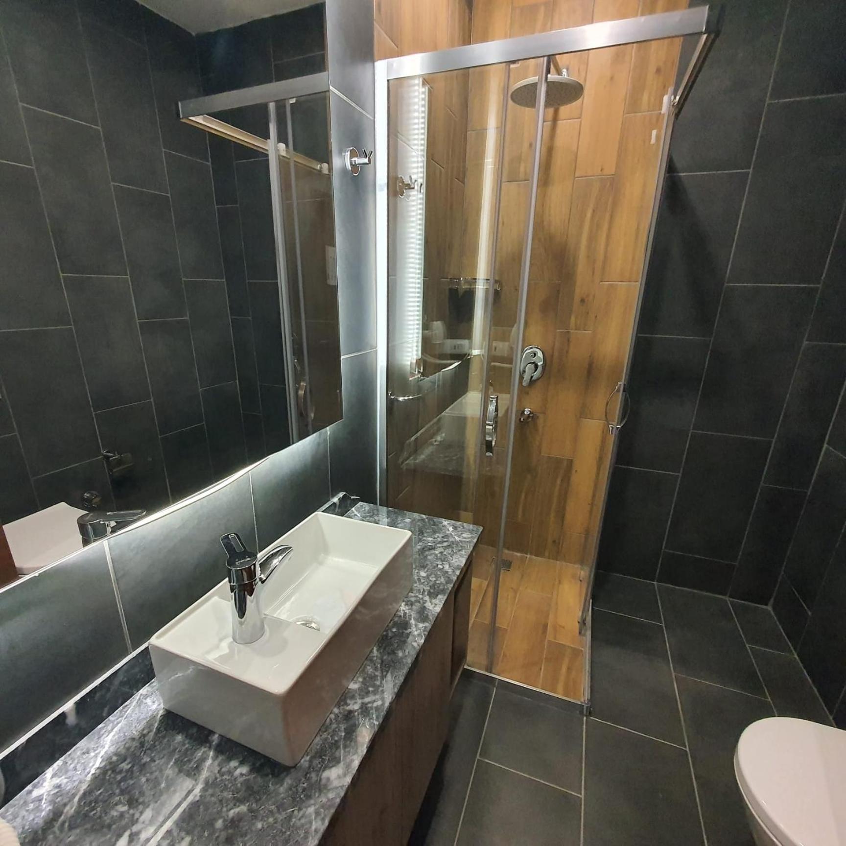 Center Inn Hotel Maltepe Provincia di Istanbul Esterno foto